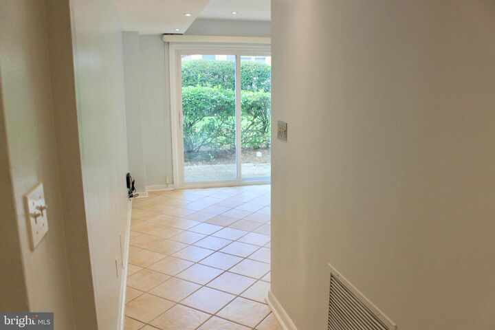 Property Photo:  46 G Street SW B  DC 20024 