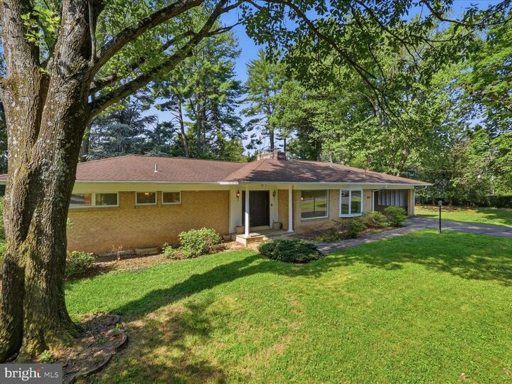 Property Photo:  6533 Copa Court  VA 22044 