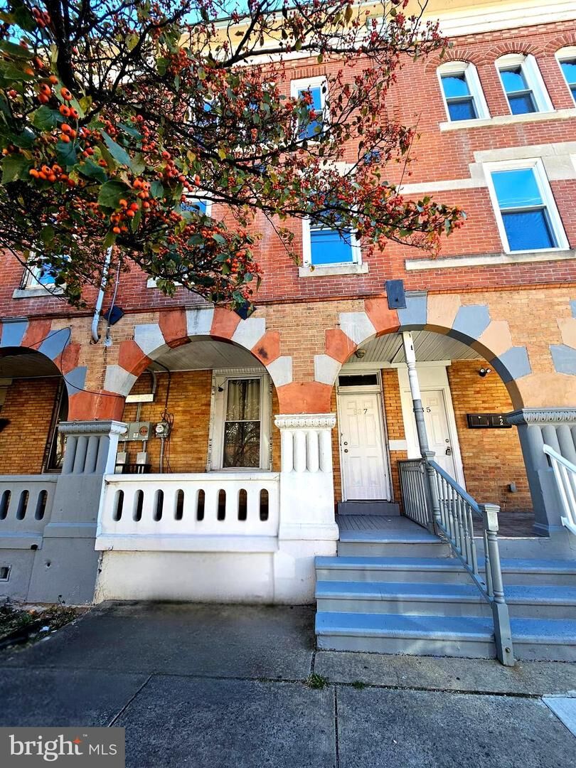 Property Photo:  837 E State Street  NJ 08609 