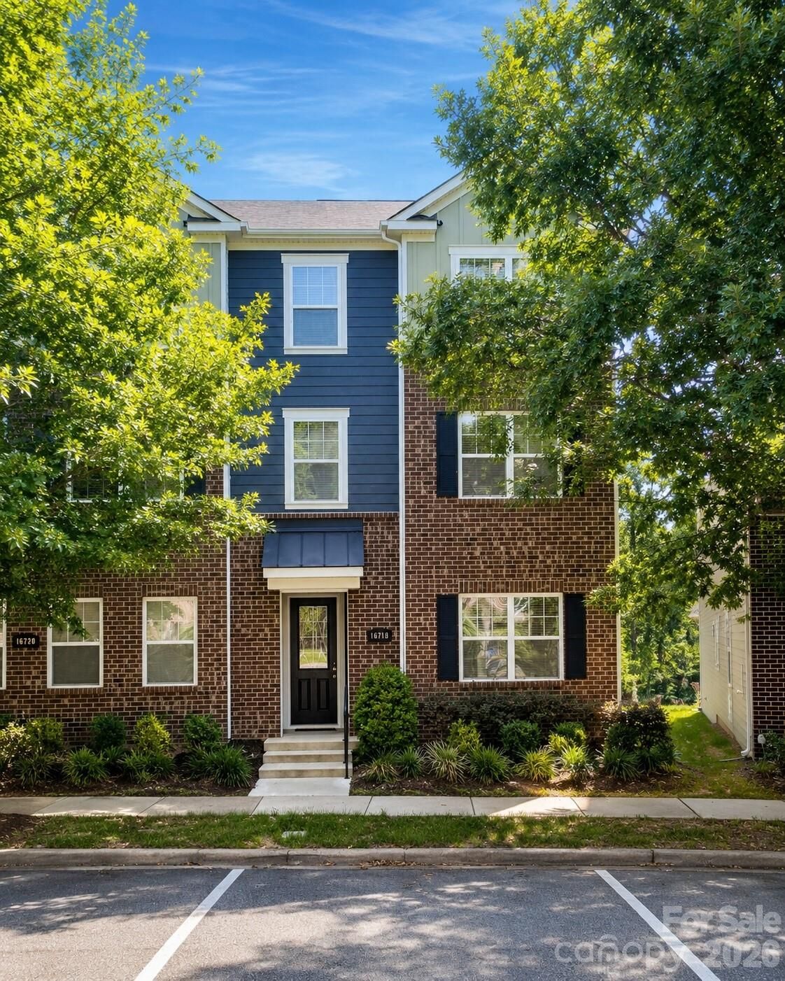 Property Photo: 16716 Summers Walk Boulevard NC 28036