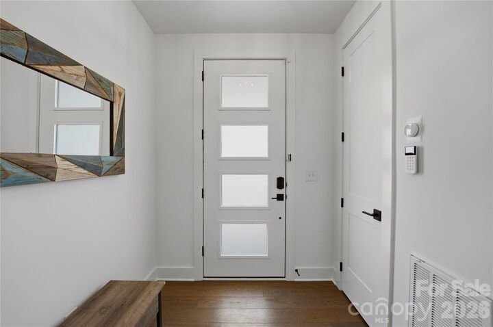 Property Photo: 1004 Westbrook Drive B NC 28202