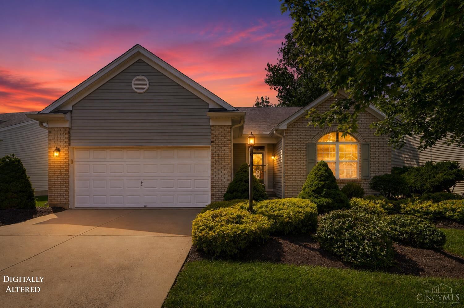 Property Photo: 7743 Crystal Cove Pointe OH 45039