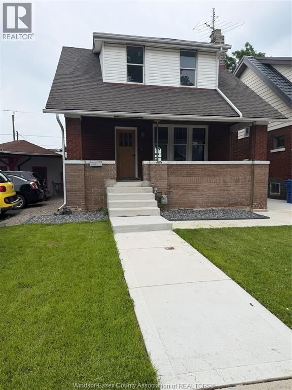 Property Photo:  1504 Elsmere  ON N8X 4H3 