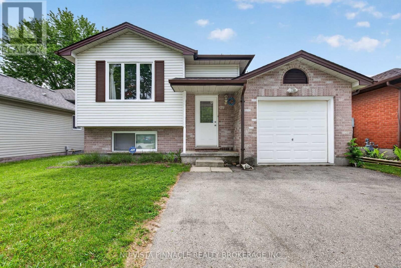 Property Photo:  35 Joliet Street  ON N5V 4V9 