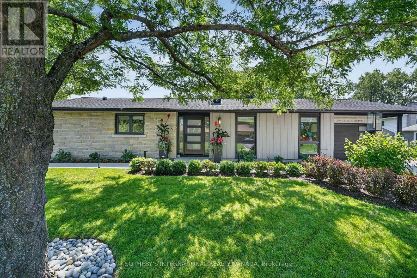 Property Photo: 2 Parkglen Drive ON K2G 3R5