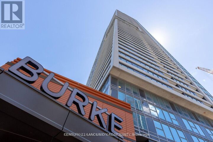 Property Photo:  609 Sherbourne Street East 2908  ON M4X 0A4 
