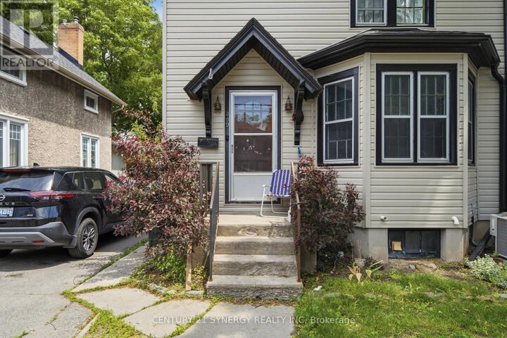 Property Photo:  207-209 Foster Avenue  ON K8N 3R1 