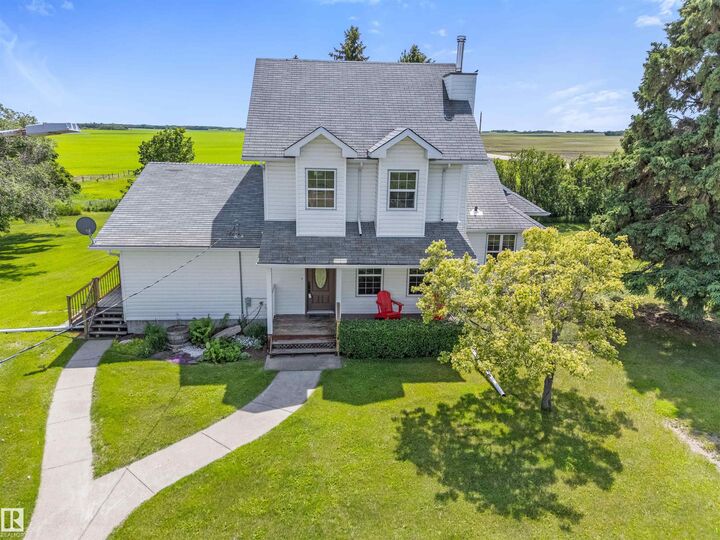 Property Photo:  50423 Rge Rd 190 (Hwy 834)  AB T0B 4J3 