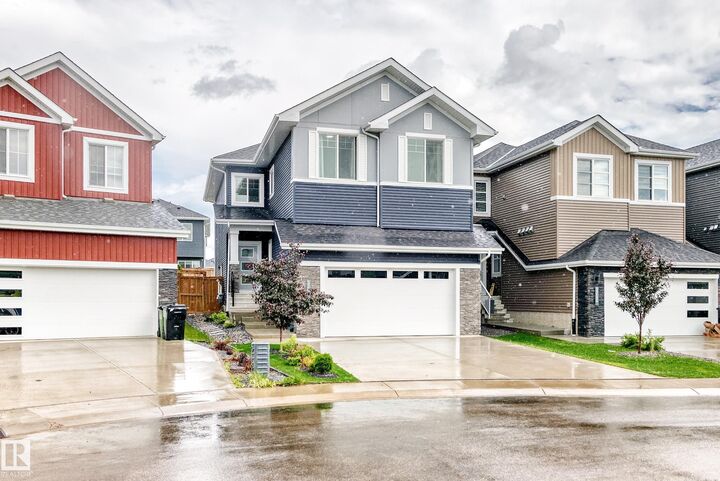Property Photo:  3207 160 Street SW  AB T6W 5A1 