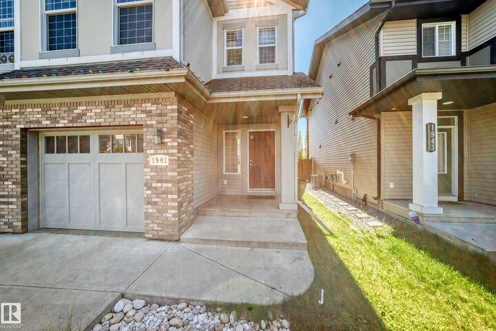Property Photo:  1941 Chapman Road SW  AB T6W 0Y7 