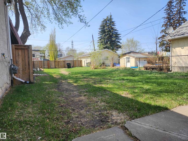 Property Photo:  11720 87 Street NW  AB T5B 3M7 