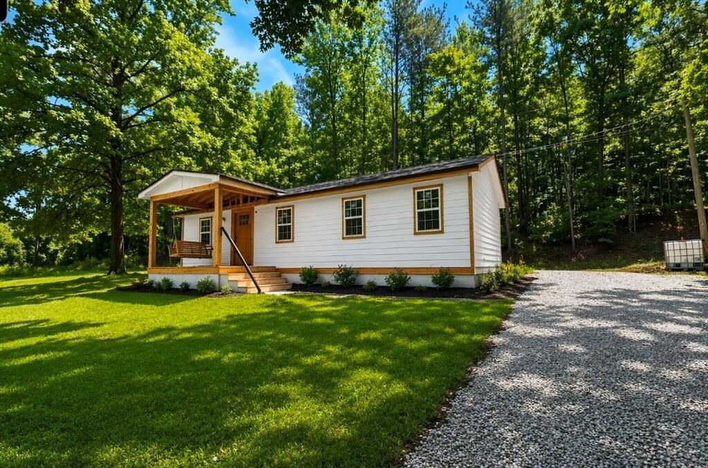 Property Photo:  1733 Richard Road NE  GA 30012 