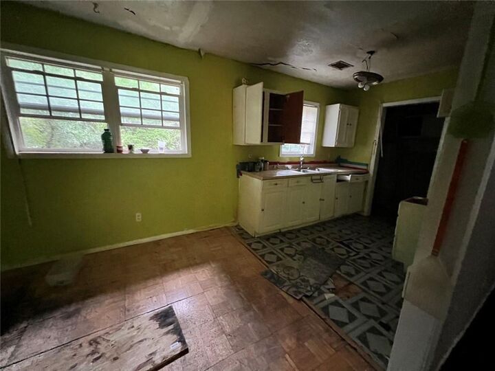 Property Photo:  118 Meriwether Street  GA 30220 
