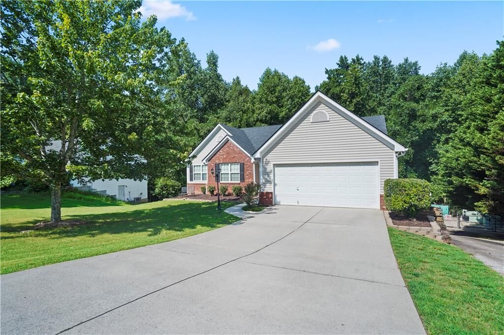 Property Photo: 4181 Deer Springs Way GA 30506