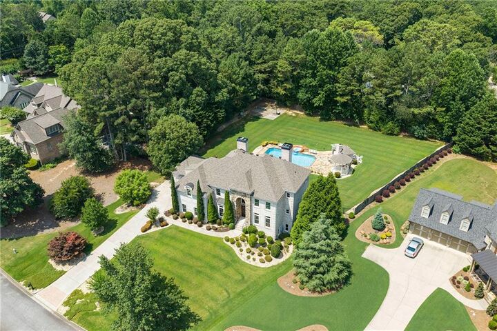 Property Photo: 120 Roxbury Row GA 30004