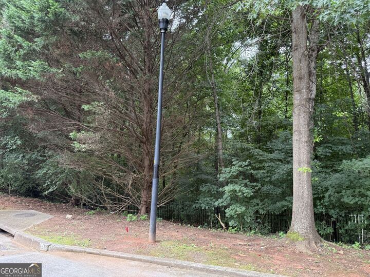 Property Photo: 2502 Walden Lake Drive GA 30035