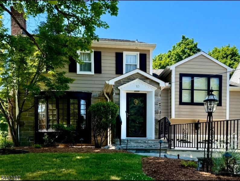 Property Photo: 10 Fairway Ave NJ 07052