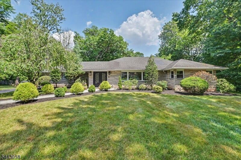 Property Photo:  1459 Dunn Pkwy  NJ 07092 