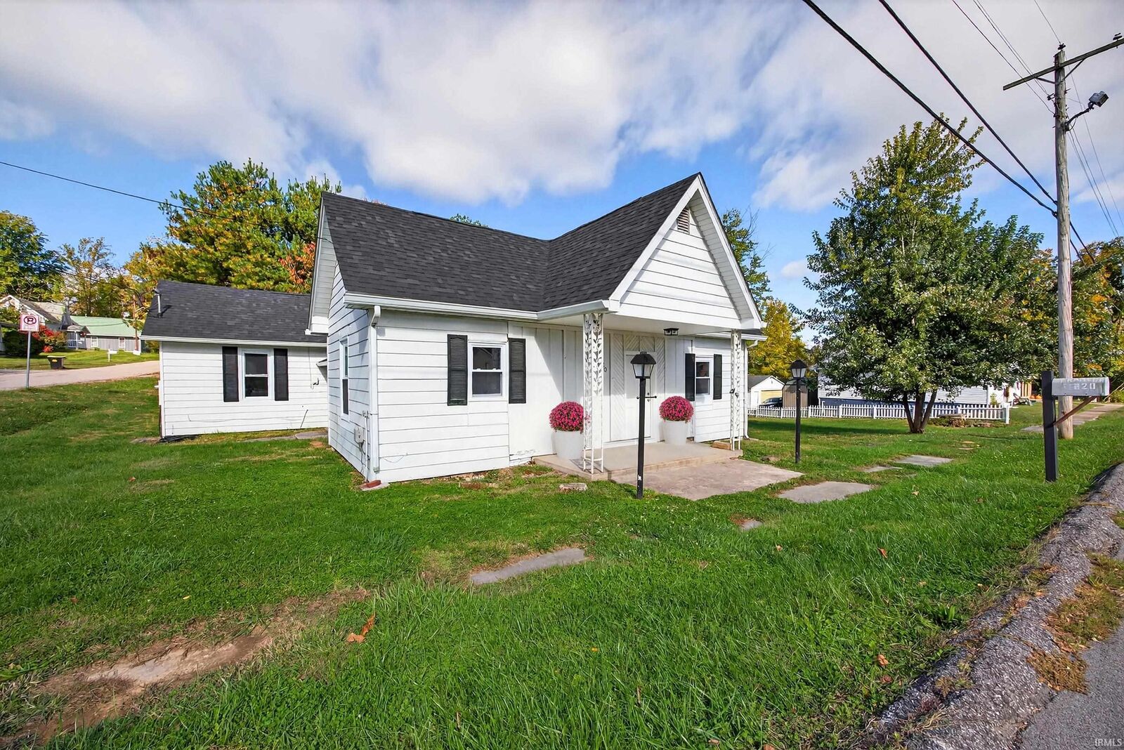 Property Photo:  220 S 2nd Street  IN 47429 