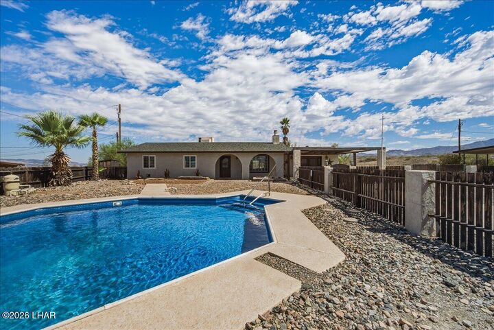 Property Photo:  2435 Atlantic Dr  AZ 86404 