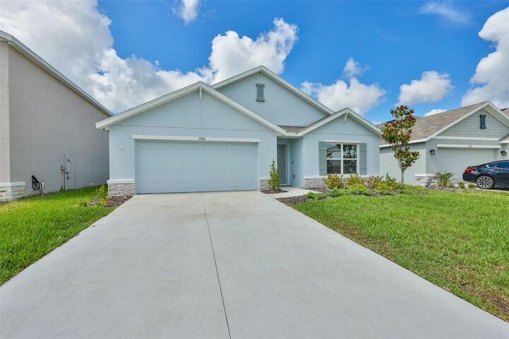 Property Photo:  1902 Tahitian Sunrise Drive  FL 33565 