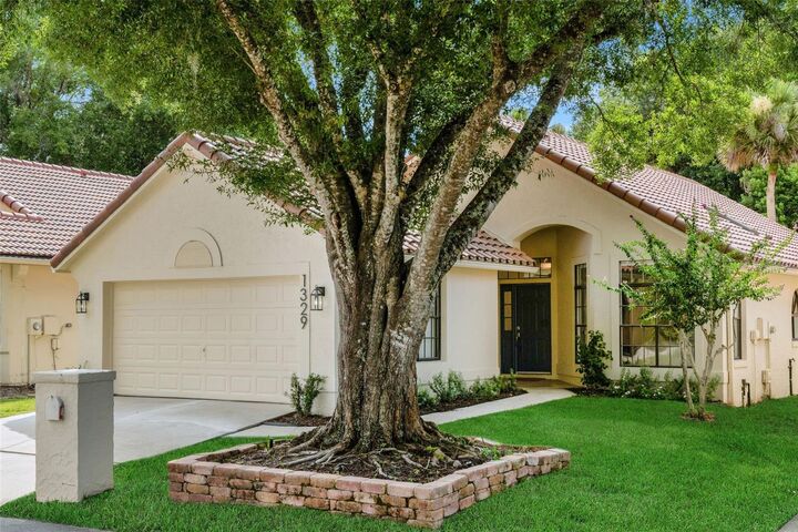 Property Photo: 1329 Augusta National Boulevard FL 32708