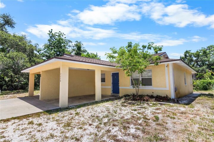 Property Photo:  2228 25th Street 2228/2232  FL 34234 