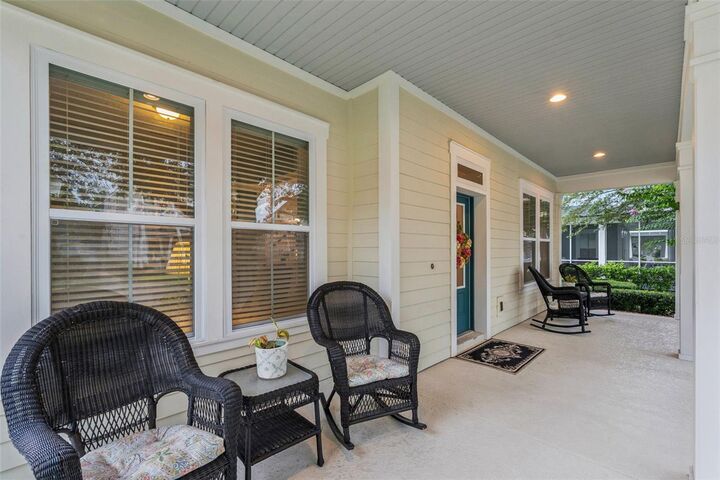 Property Photo:  844 Oakland Park Boulevard  FL 34787 