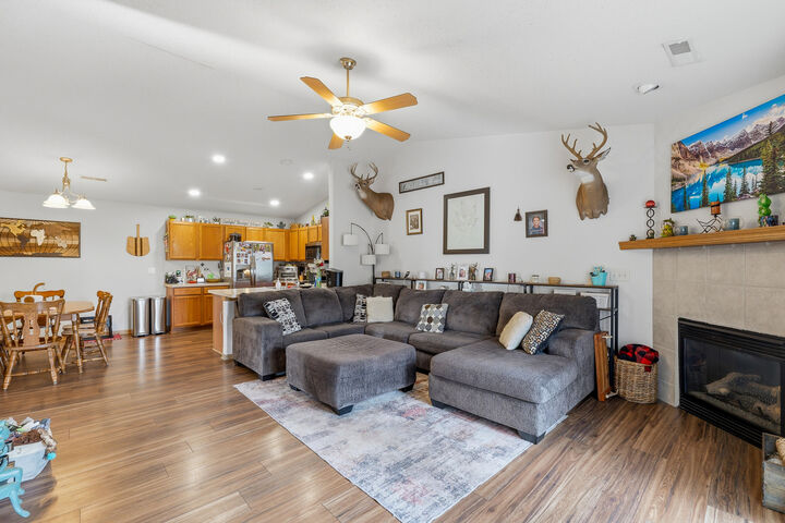 Property Photo:  322 Brookside Dr  WI 53050 
