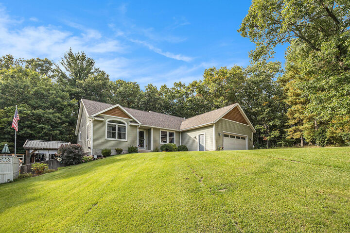 Property Photo: 2933 Cedar Hills Lane MI 49457