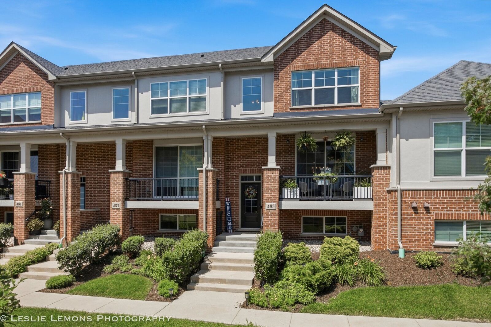 Property Photo:  485 Woodmoor Drive  IL 60148 