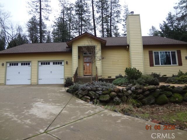 Property Photo:  14274 Regina Way  CA 95426 