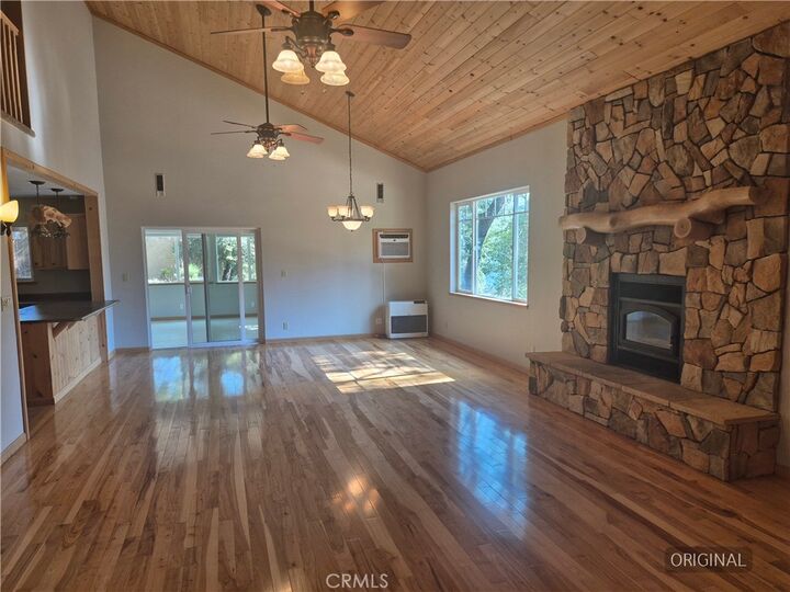 Property Photo:  14274 Regina Way  CA 95426 