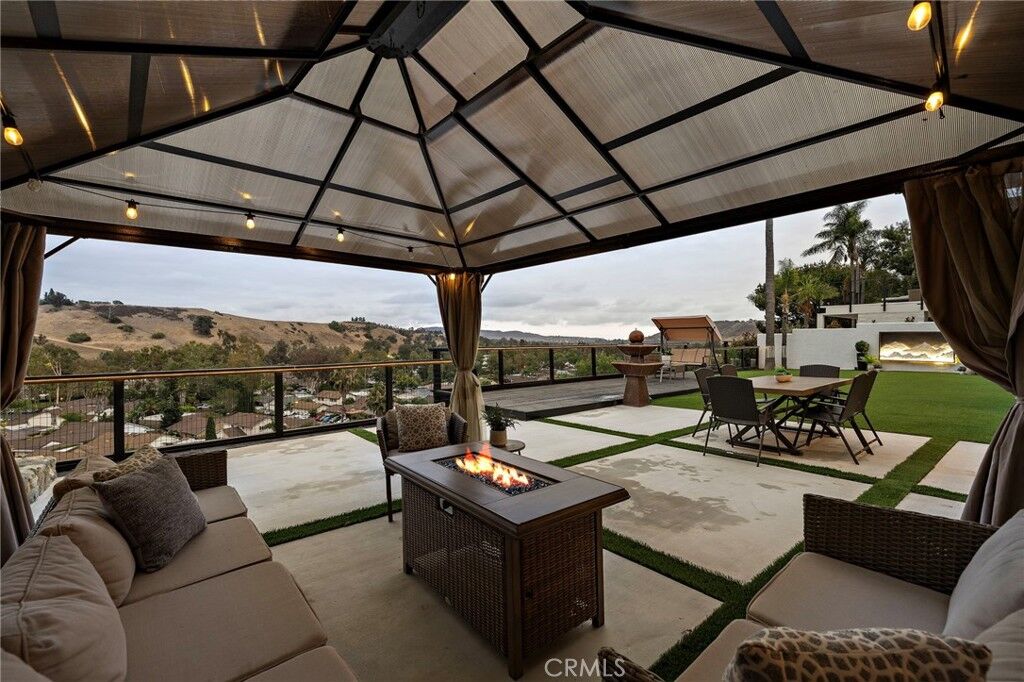 Property Photo:  29252 Country Hills  CA 92675 