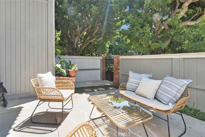 Property Photo: 4478 Shorebird Dr. 10 CA 92649