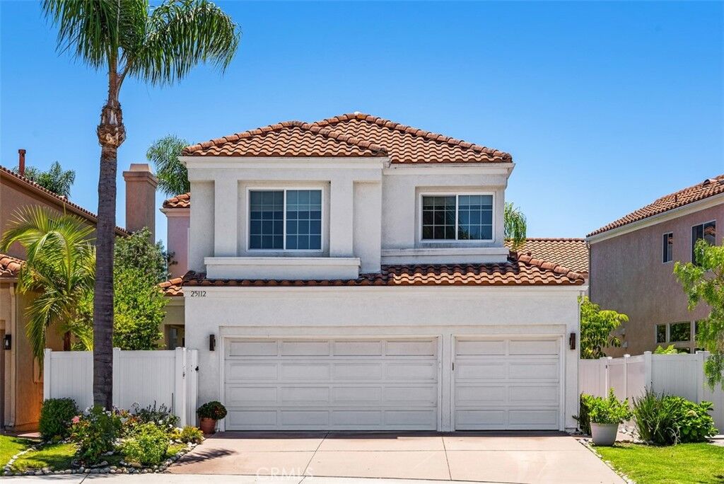 Property Photo:  25112 Moberly Court  CA 92677 