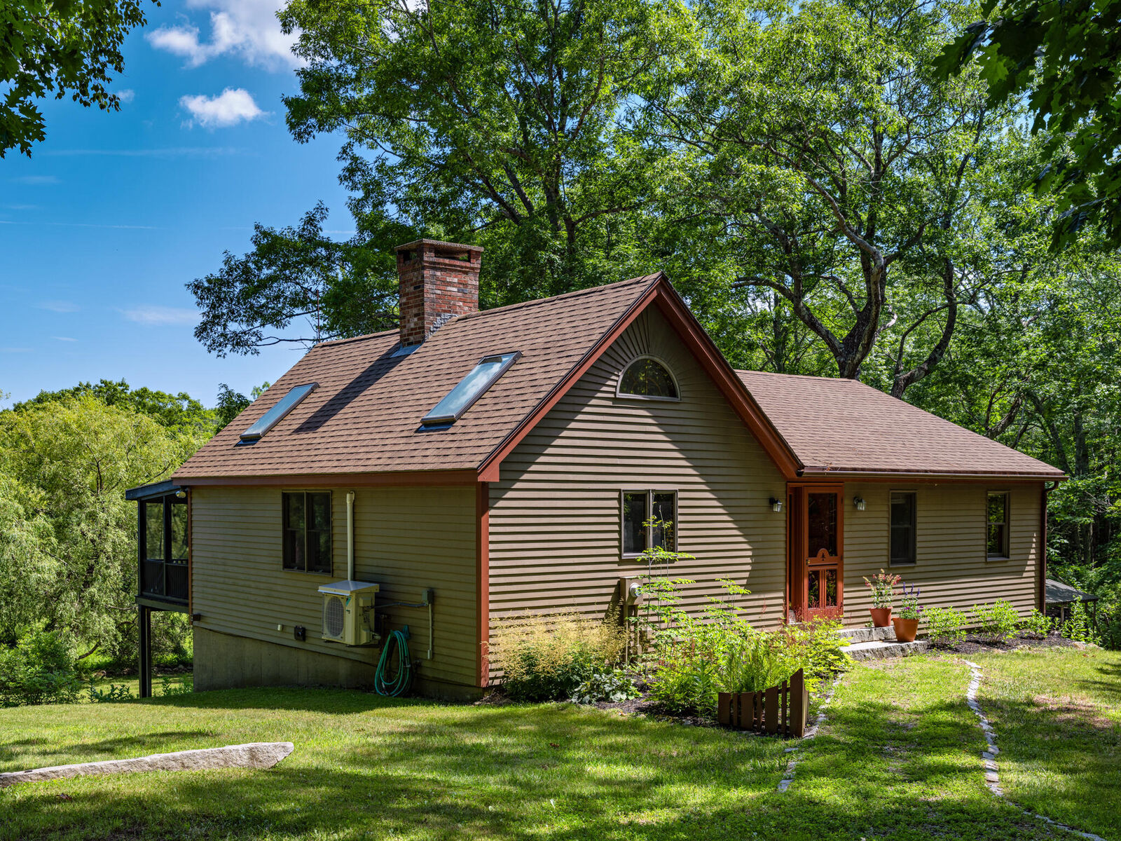 Property Photo:  43 Lakeman Lane  ME 04861 