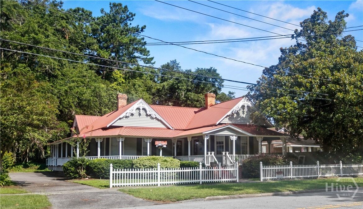 Property Photo:  325-323 N Main Street  GA 31313 