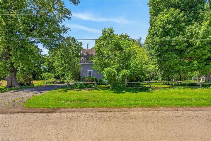 Property Photo:  44 Sims Lock Road  ON N3W 1V8 