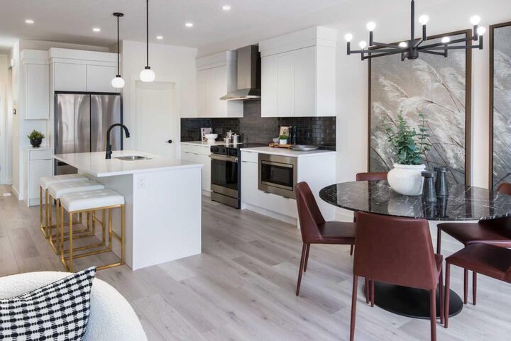 Property Photo: 61 Heritage Park AB T4C 3M8