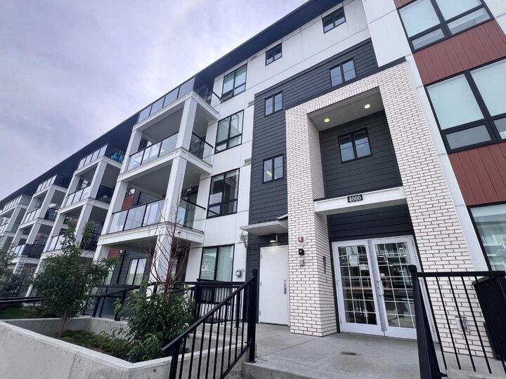 Property Photo: 15 Sage Meadows Landing NW 4307 AB T3P 1E5