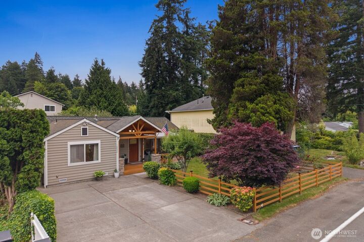 Property Photo:  16030  12th Avenue NE  WA 98155 