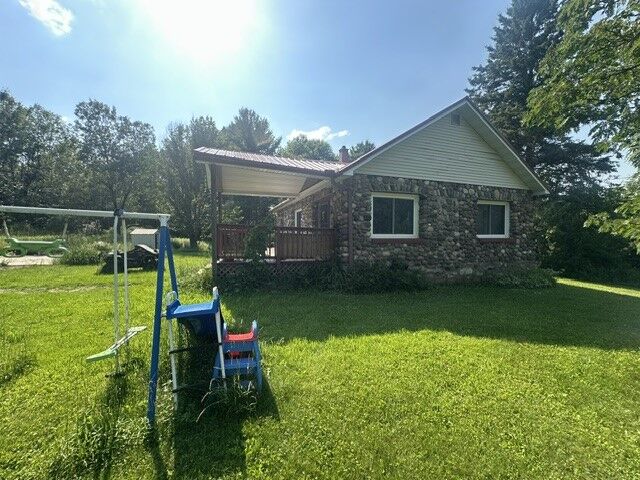 Property Photo: 6901 N Zett Road WI 54896