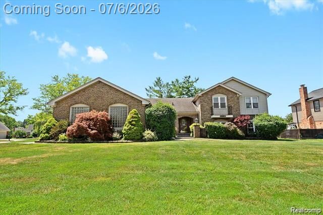 Property Photo:  20213 Whitby Drive  MI 48152 
