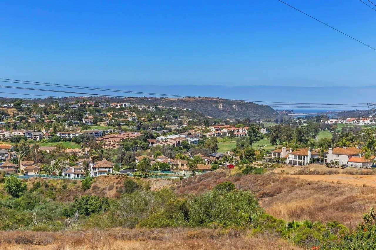Property Photo:  3165 Vista Mar  CA 92009 
