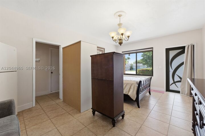 Property Photo: 1421-1419 SW 76 Ct FL 33144