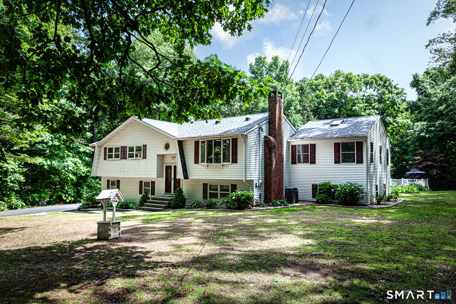 Property Photo:  8 Old Towantic Hill Road  CT 06478 