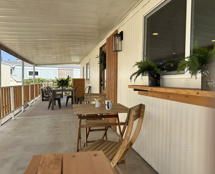 Property Photo: 225 N Akers Street 308 CA 93291
