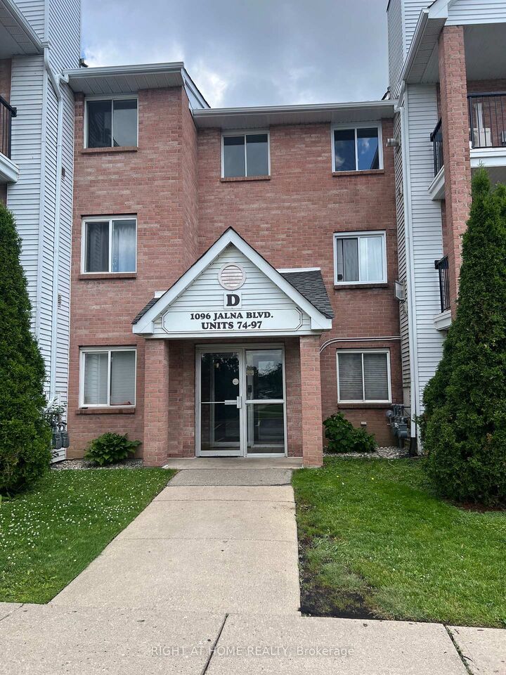 Property Photo:  1096 Jalna Boulevard 91  ON N6E 3B8 
