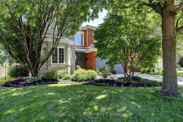 Property Photo: 1019 Skyvalley Crescent ON L6M 3L2